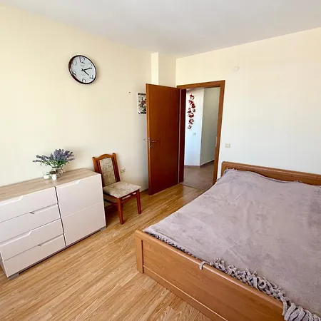 Sea View With Balcony Imperial Club Apartment
